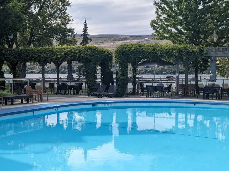Pool deck and lakeside pergola walkway at The Strand